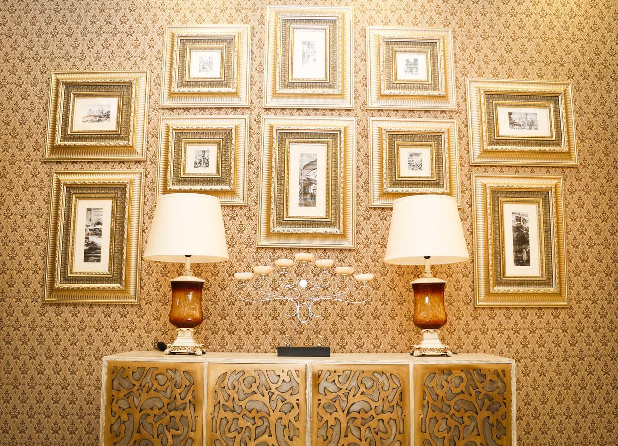 Hotel Shelton'S Rezidor Péšávar Exteriér fotografie