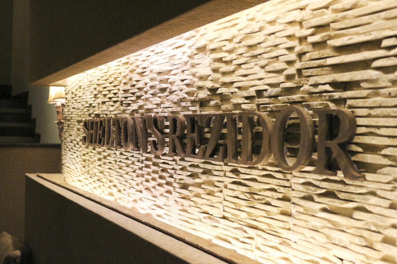Hotel Shelton'S Rezidor Péšávar Exteriér fotografie