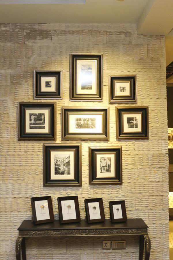Hotel Shelton'S Rezidor Péšávar Exteriér fotografie